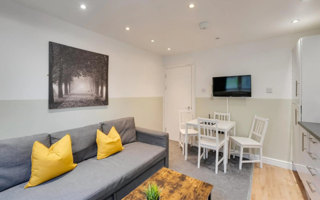 5 Person Modern Apartment Nr City Centre