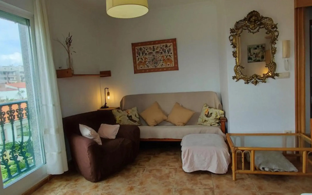 Apartamentos Vistalegre con jardín tranquilos cerca del mar
