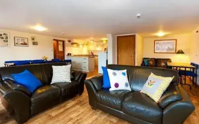 Howgills Guest House & Apartments