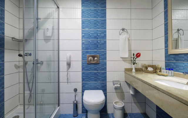 Crystal Tat Beach Golf Resort & Spa - All Inclusive