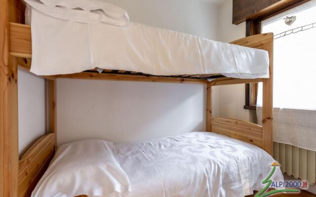 MARI, small three room apartment. (022036-AT-065138)-371 MARI