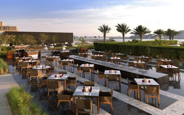 Fairmont Bab Al Bahr Hotel
