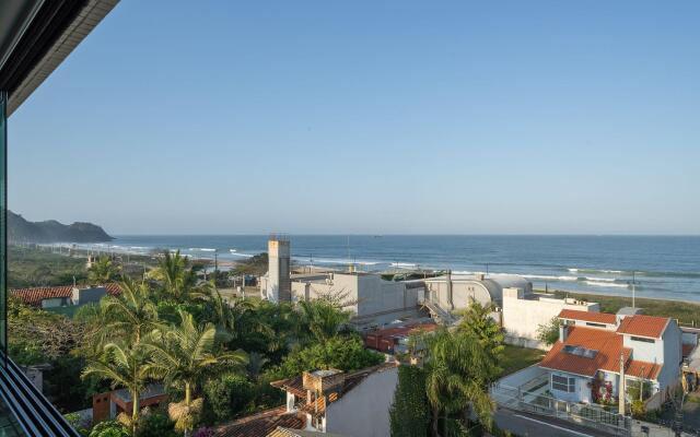 Lindo apartamento com vista para o mar EDU302