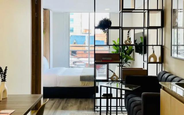 w Exceptional Loft With Modern Deco in Bogota