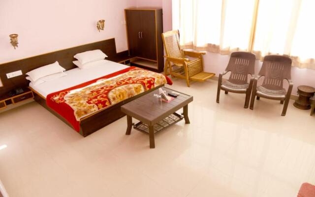Hotel Rani Bagh Resort