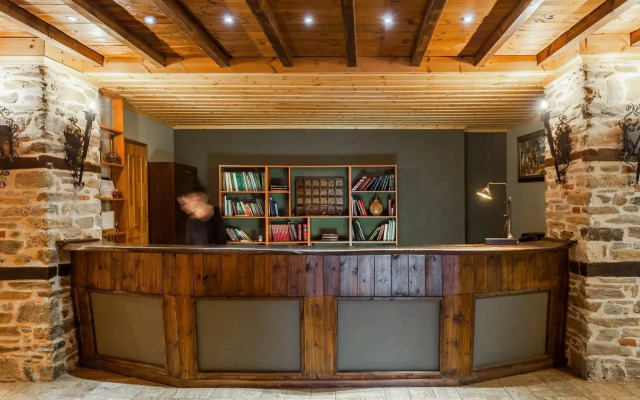 Apsis Hotel