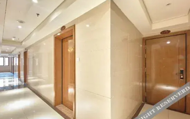 Xinyang Yunzhi Hotel