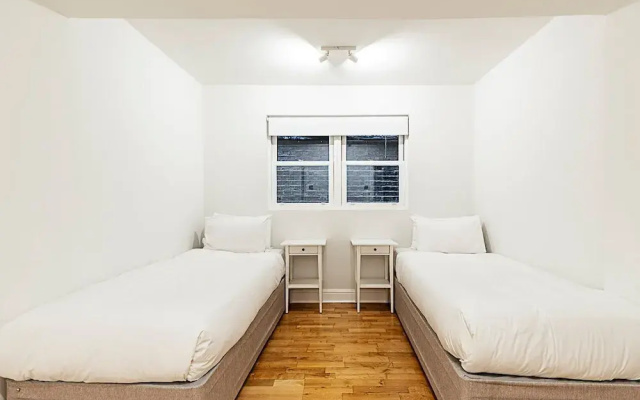 Charming Two-Bedroom Flat in West Hampstead