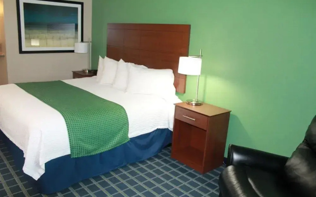 Reston Lodge & Suites
