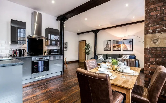 Prestige STAY Aparthotel - 27 Stanley Street Party Apartments