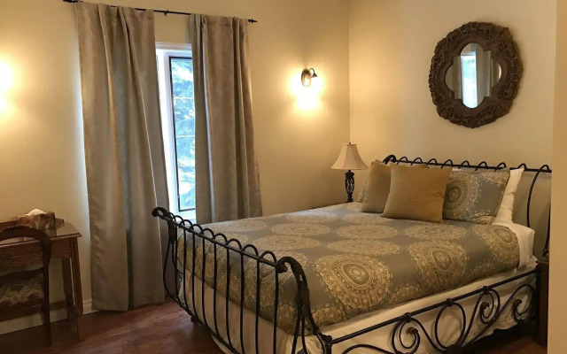 The Lady MacDonald Country Inn