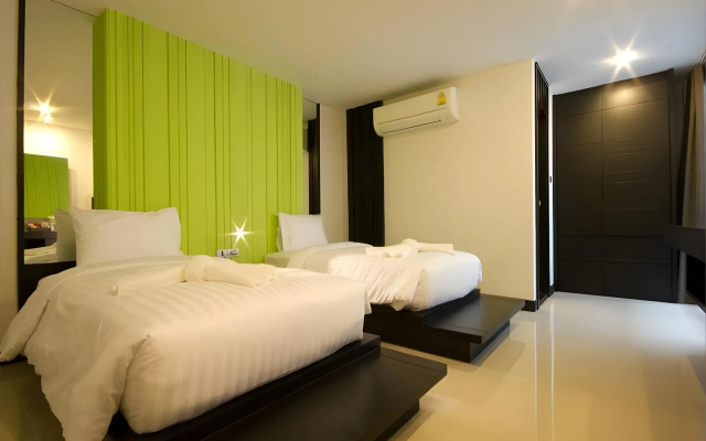 Punyapha Place Pattaya Beach – Guest Rooms – Pattaya