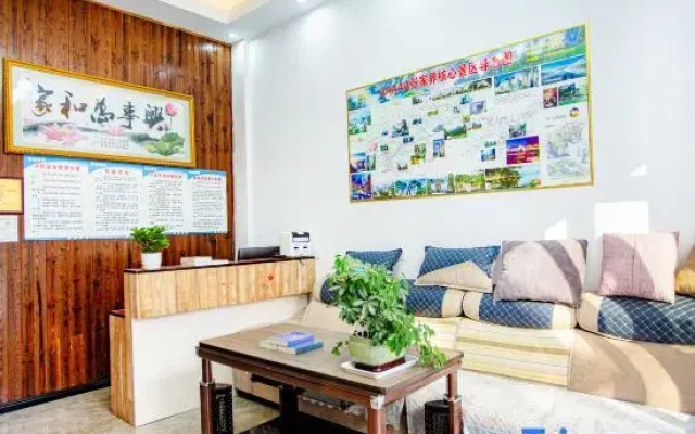 Yueyue Shíguāng Homestay near West Station & 72 Odd Towers