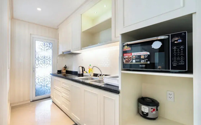 Luxury Condotel Luminous Leman