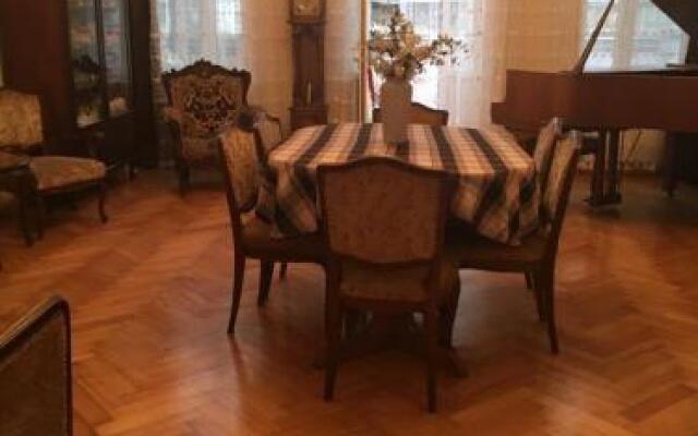 Irakli's Guest House