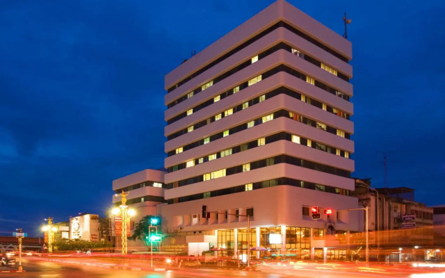 Thumrin Hotel