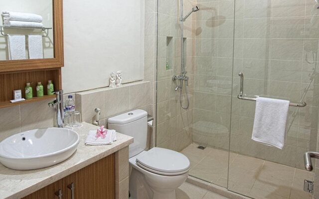R&R Bali Bed and Breakfast – Bathroom – Canggu