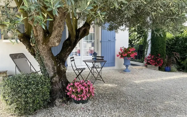 Villa l'Olivier, Chambre d'Hôtes Les Volets Bleus