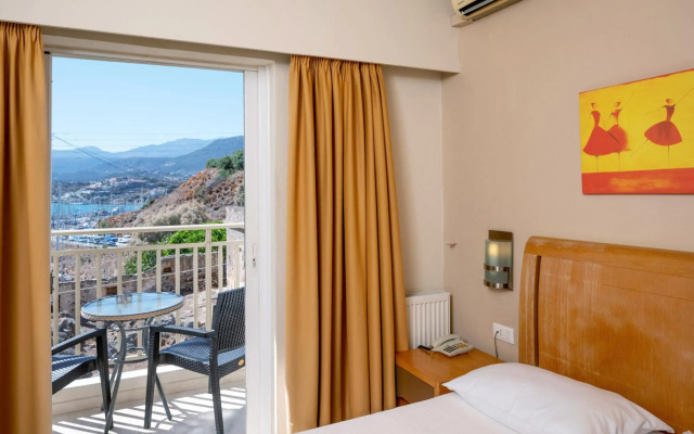 Kitro Beach Hοtel