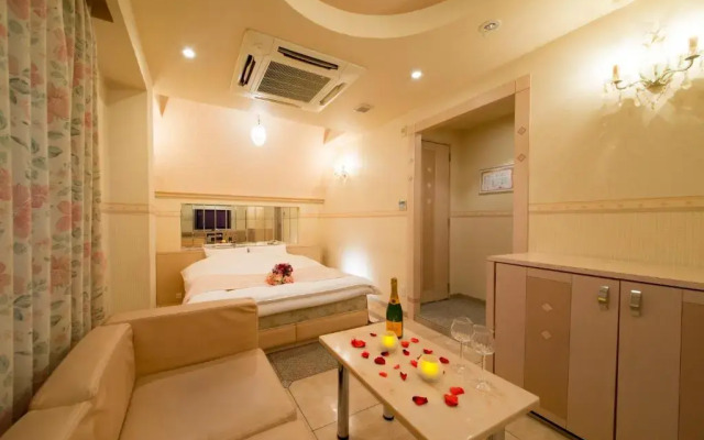 HOTEL THE i Adult only