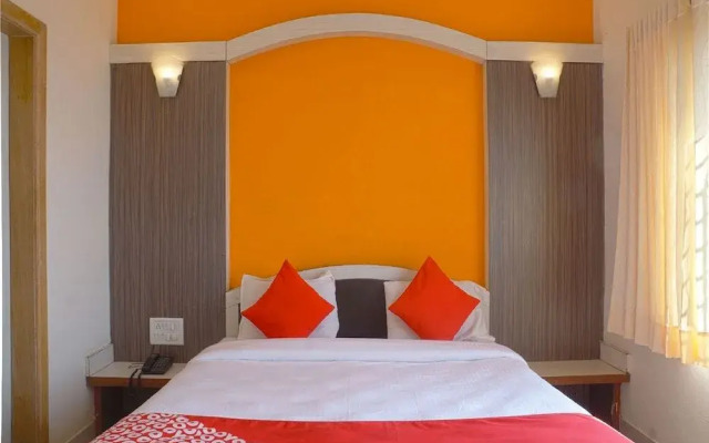 OYO Flagship 24766 Hotel Sonai Palace