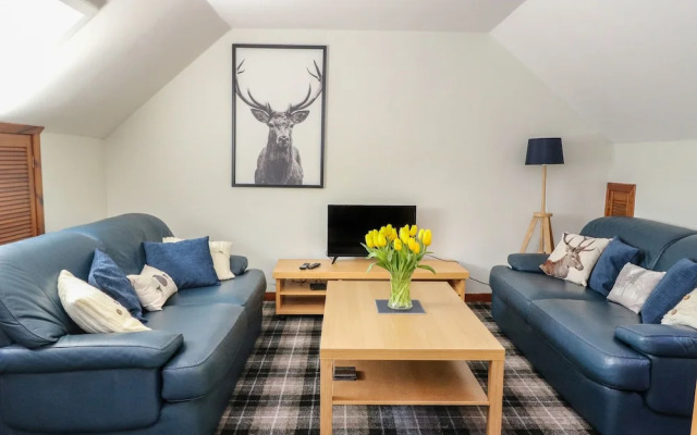Upper Brackendale