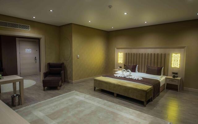Hilly Hotel