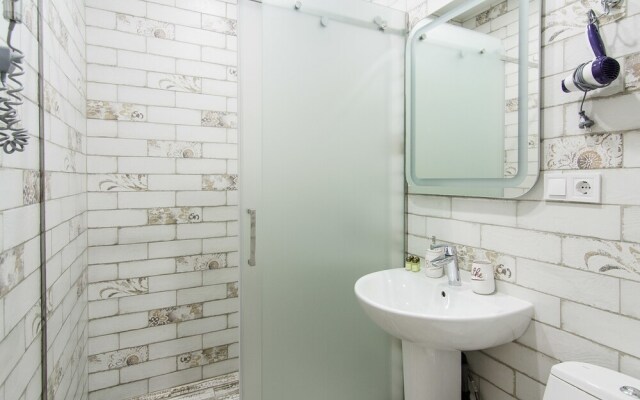 Арт-люксы, ул. Дерибасовская, 10