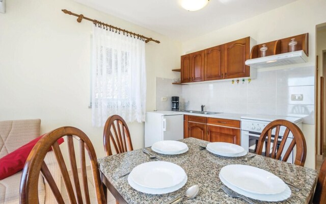 Nice Home in Icici With Wifi and 1 Bedrooms