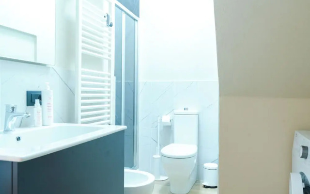 Lemon Apartment with Garden and Sea View