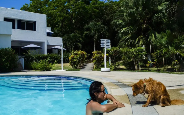 Green9 Hotel & Beach Resort Same