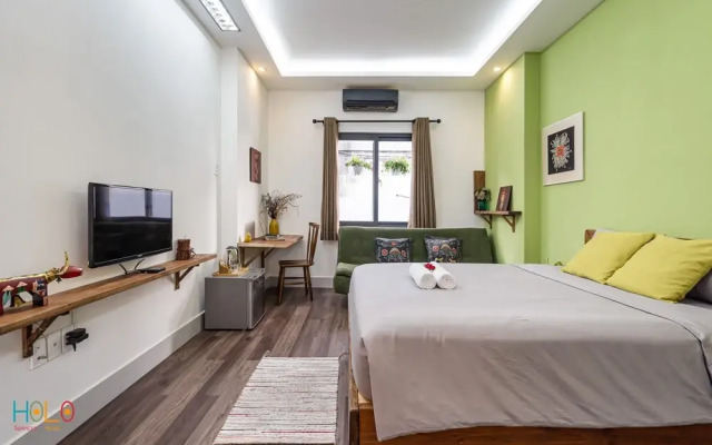 HoLo Central Saigon - Serviced HomeStay