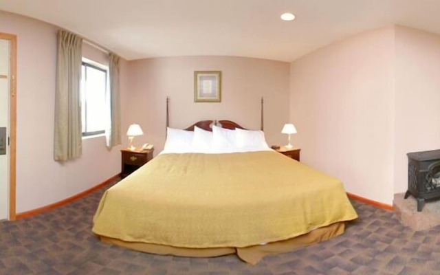 Quality Inn & Suites Torrington