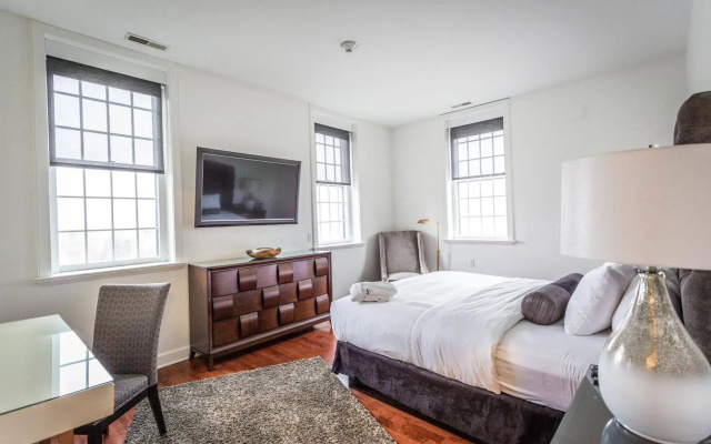 The Delafield Hotel