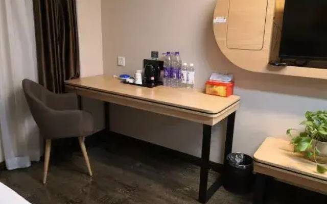 Pin Ai Boutique Hotel