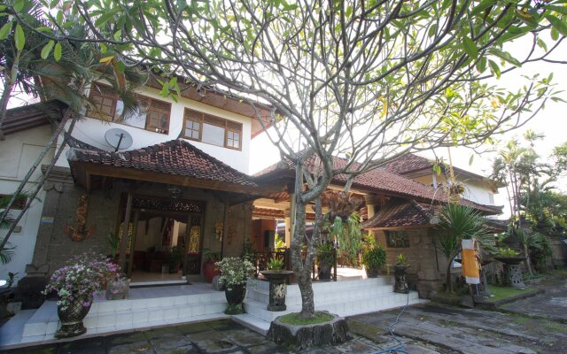 Hotel Bali Warma