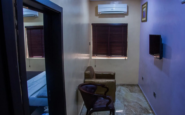 Sweet Season Luxury Suites