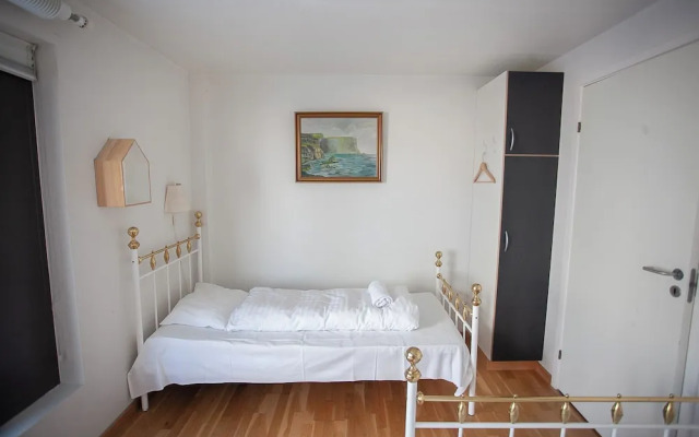 Large Apartment With Fabulous View Of Tórshavn