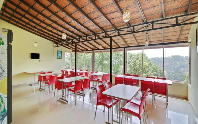 Oyo 31014 Cauvery Residency