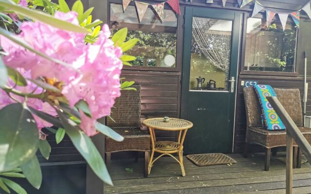 Beautiful Chalet Next to Forest Nature Preserve