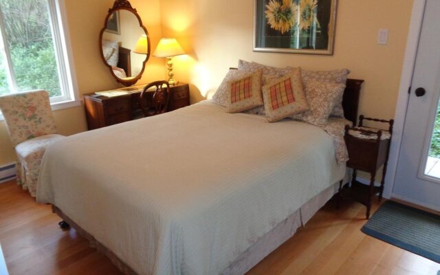 Fulford Dunderry Vacation Rental and Cabin