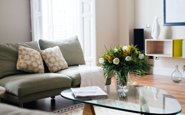 Heima Homes Puerta del Sol Palacio Real cinema