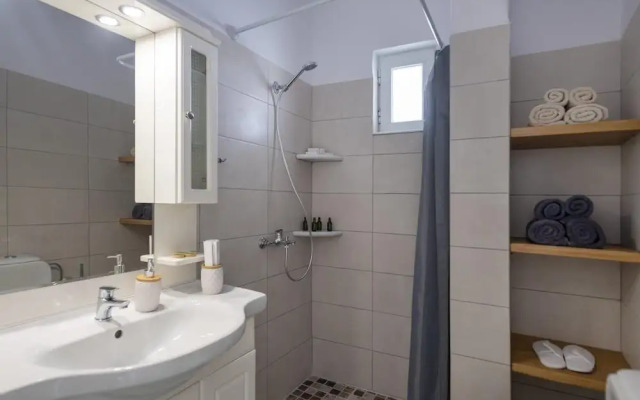 Parian Charming 3bedroom Home