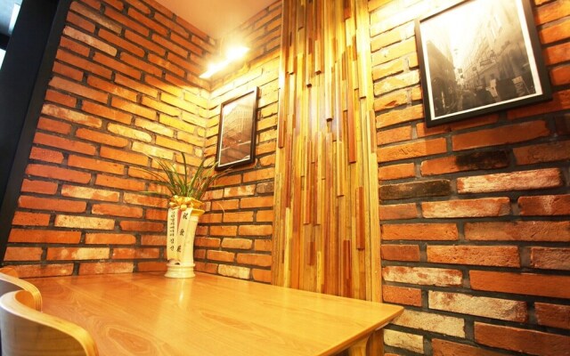 Wolgot Design Hotel XYM