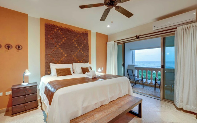 Oceanfront Isla Mujeres Estate w/ Infinity Pool!