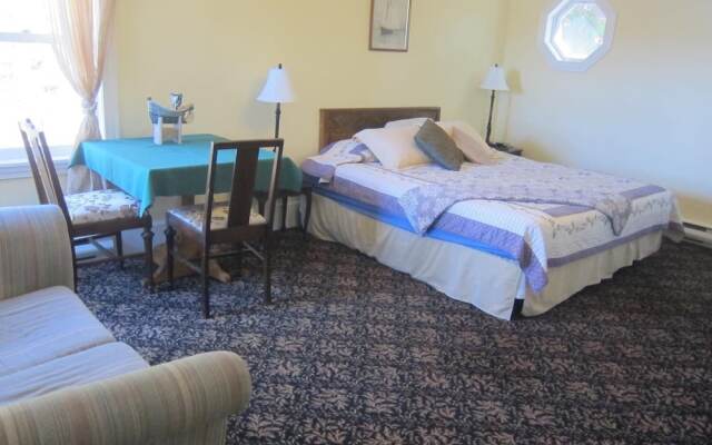 Salmon River Country Inn