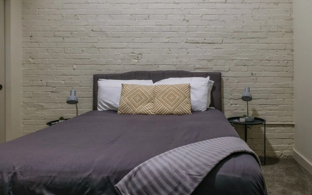 FRONTDESK 917 Locust St Apts Downtown St Louis