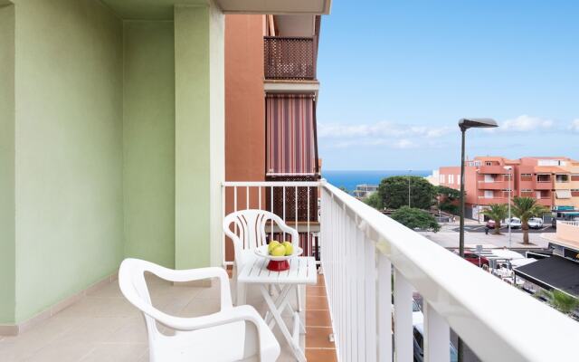 HomeLike Charming Apartment Candelaria, Wifi & Pool