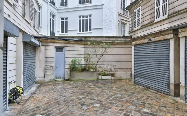 Secret Villiers I Stylish 2 Bed Apt in Villiers