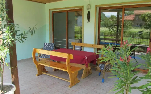 Pri Orehite Guesthouse